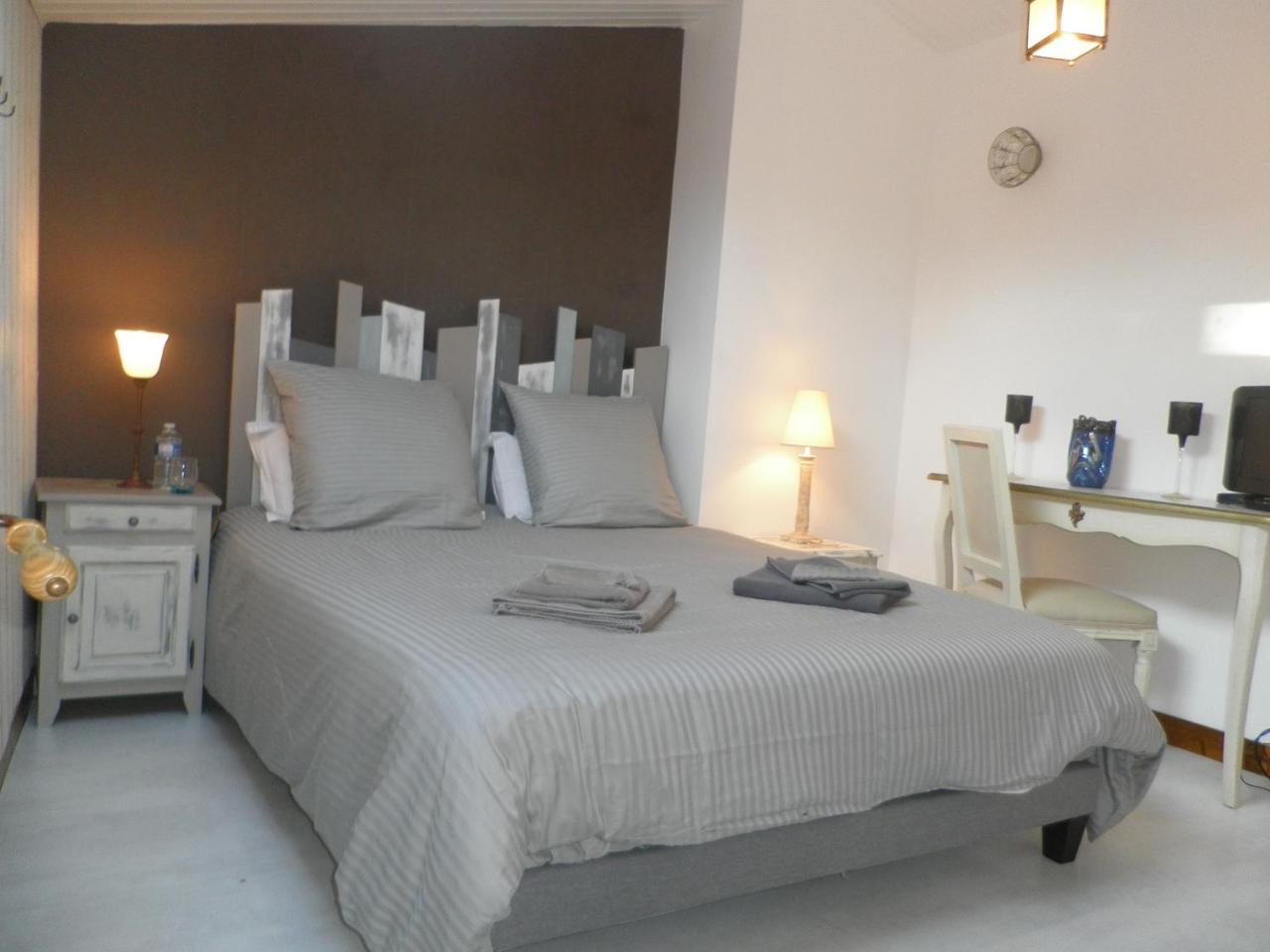 Au Clos De Launay Chambres D'Hotes Le Cellier Esterno foto